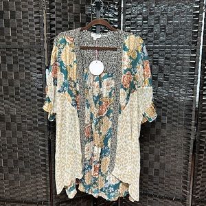 Umgee NWT Floral Mixed Print Wrap M/L Fits Plus